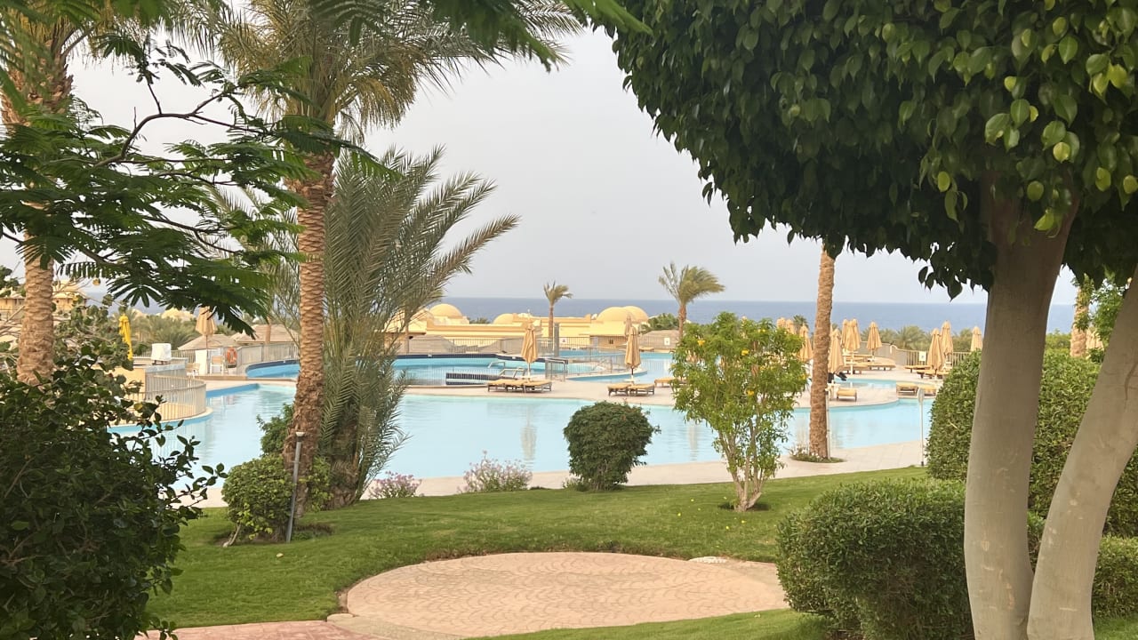 Pool Serenity Alpha Beach