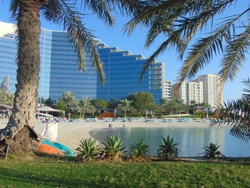 Strand The Art Hotel & Resort