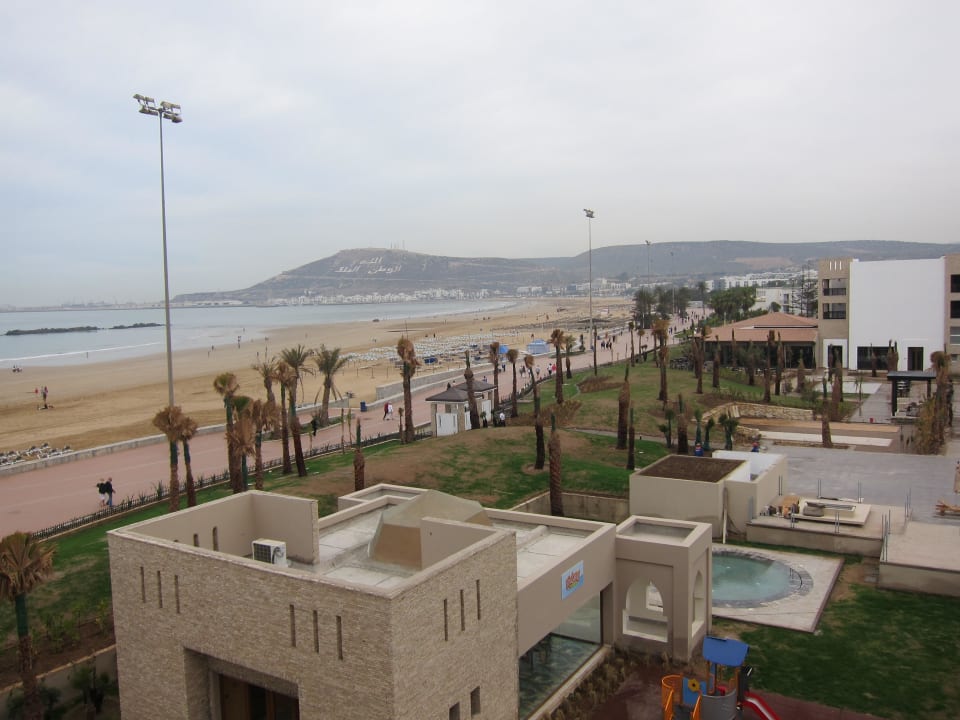 Promenade vor dem Hotel Hotel Riu Palace Tikida Agadir