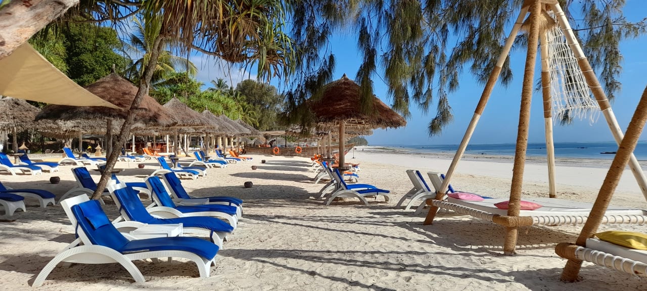 Strand Hotel Kiwengwa Beach Resort