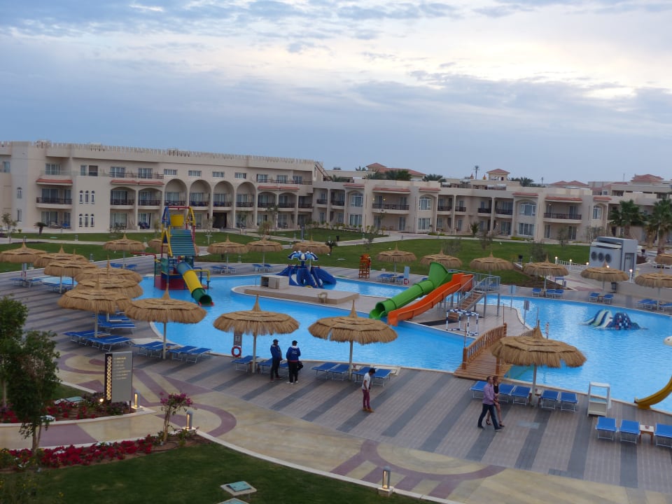 Pool Pickalbatros Royal Moderna Resort-Sharm El Sheikh