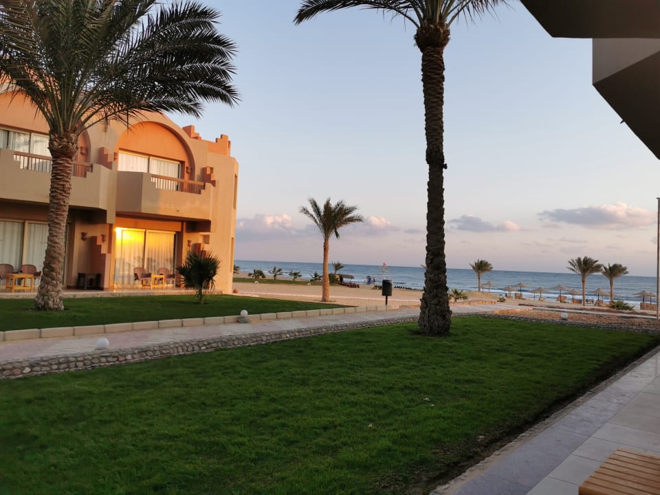 Garten Three Corners Sea Beach Resort