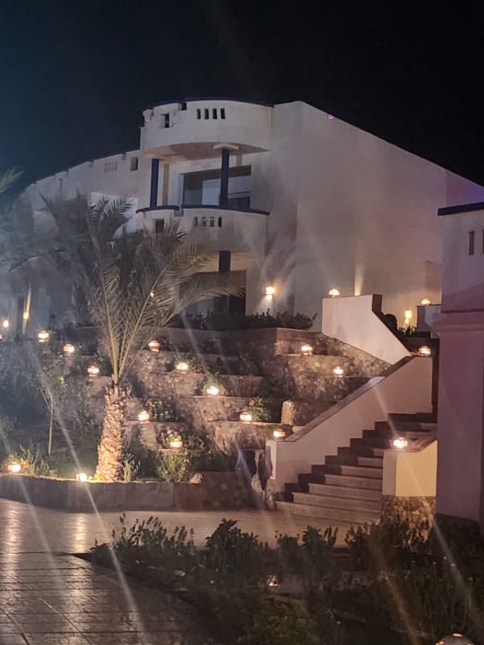Gartenanlage Coral Sun Beach