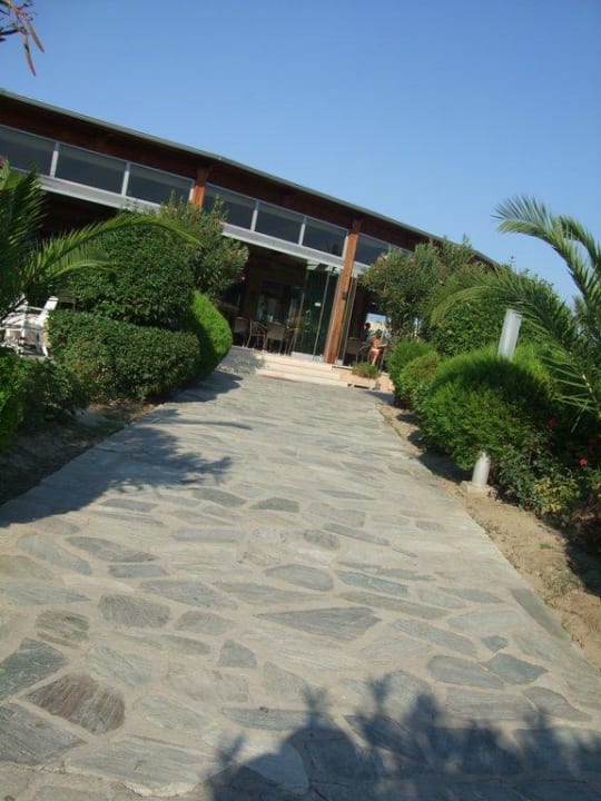 Bühne - hier Unterhaltung am Abend alltoura Club Hotel Poseidon Palace