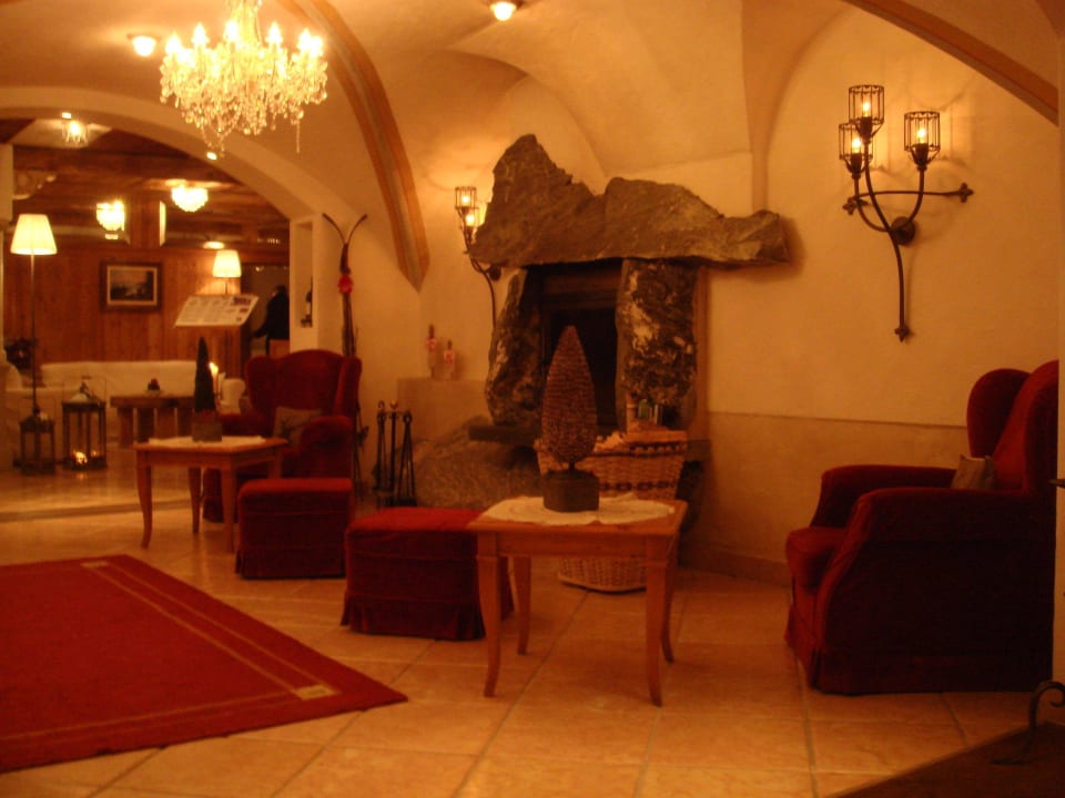 Lobby/Eingang Hotel Edel.Weiss