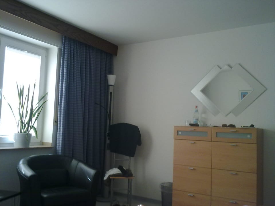 Doppelzimmer zur Straßenseite An Hotel