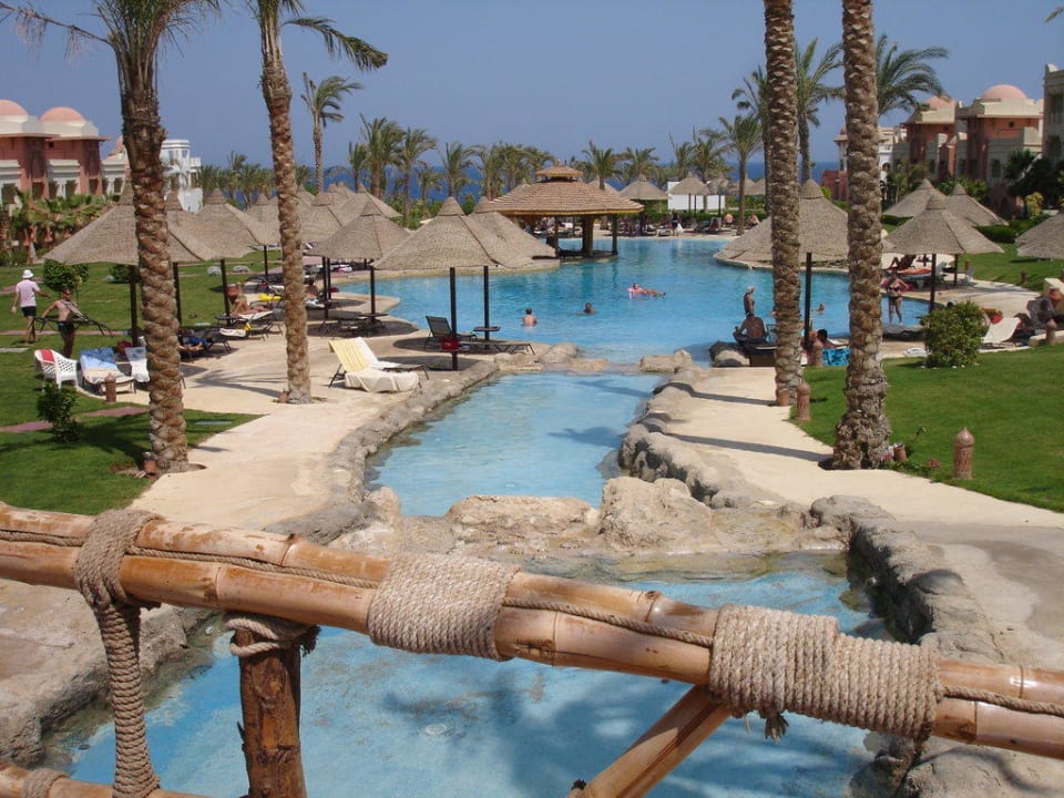 Untere Poolanlage Serenity Alpha Beach