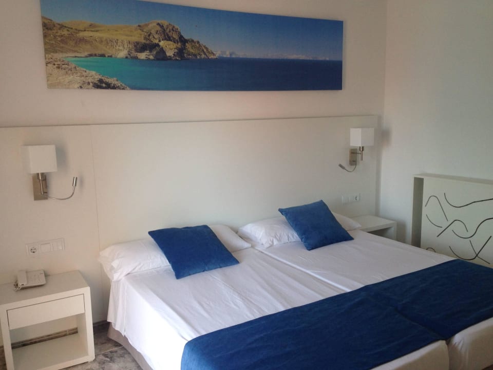 Nuestra habitacion a la llegada Hotel Ilusion Calma &  SPA