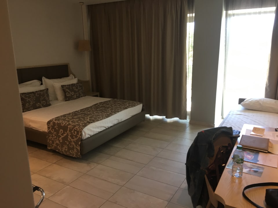 Zimmer Elinotel Sermilia Resort