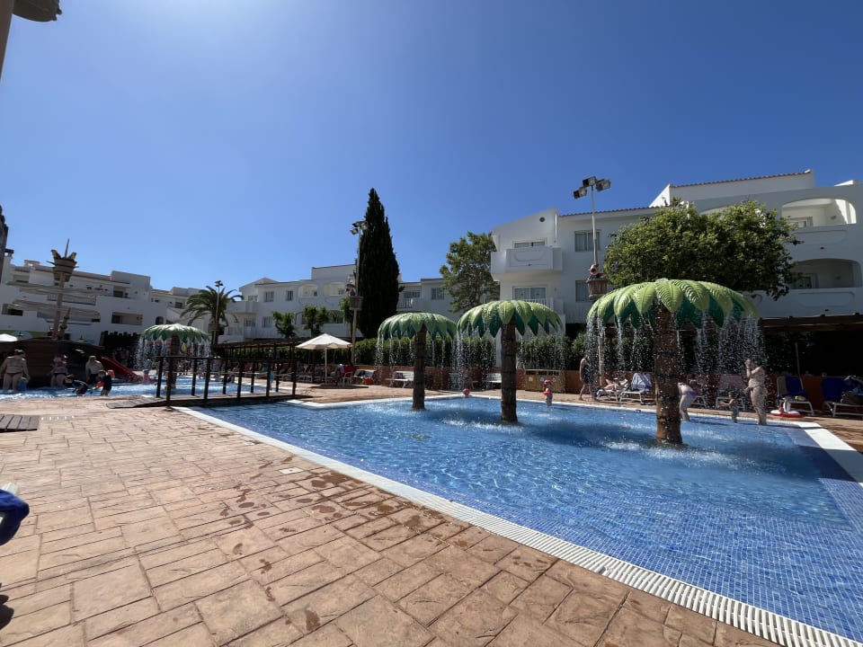 Pool blau punta reina