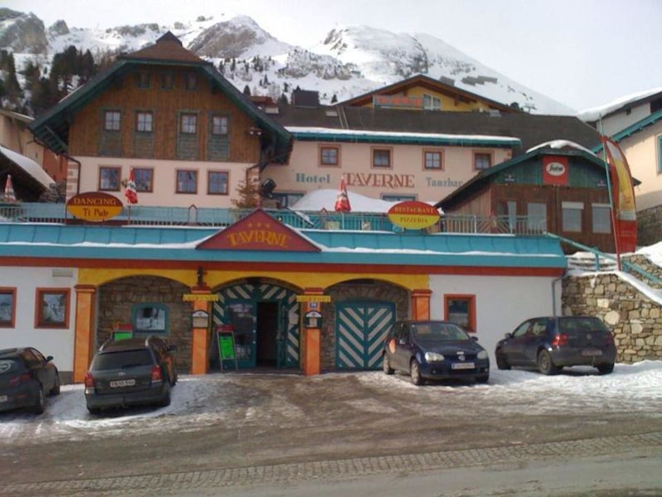 Hotel Taverne Hotel Taverne e.U. Partyhotel