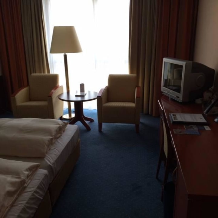 Antiker TV Maritim Hotel Würzburg