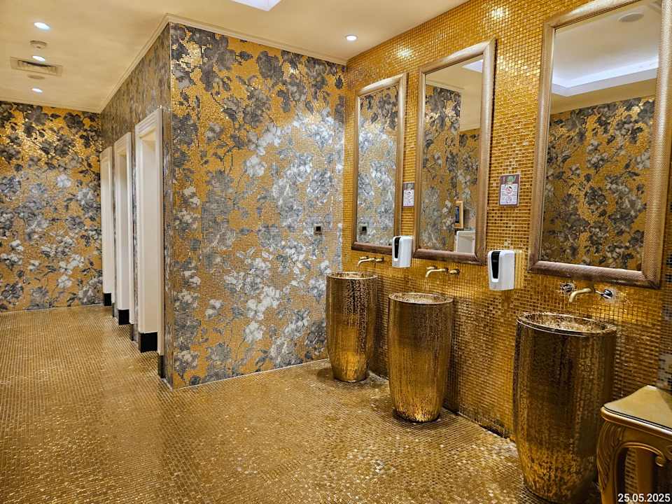 Sonstiges Azura Deluxe Resort & Spa Hotel