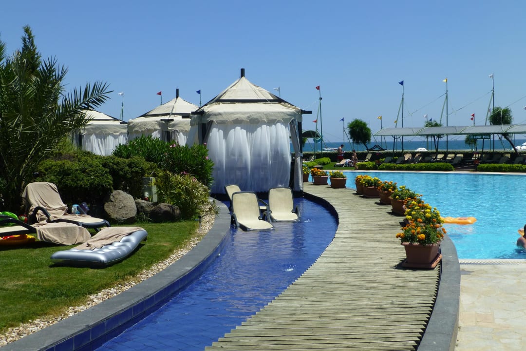 Sultansweet Limak Lara Deluxe Hotel & Resort