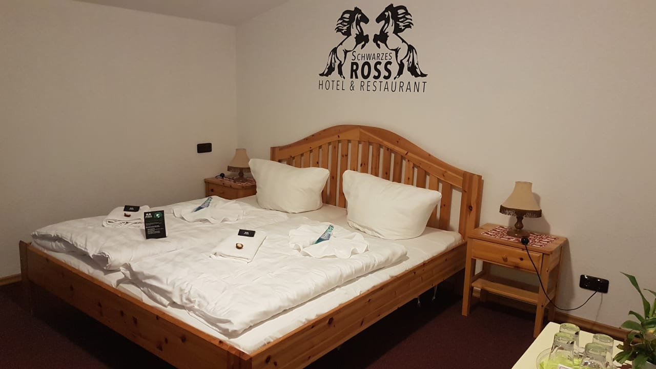 Zimmer Schwarzes Ross