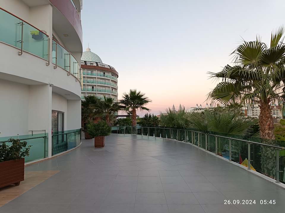 Zimmer Dream World Aqua Hotel