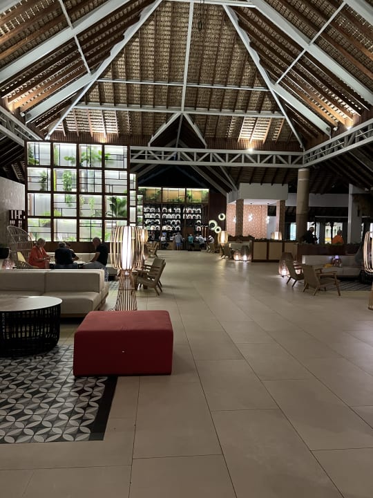Lobby Caribe Deluxe Princess
