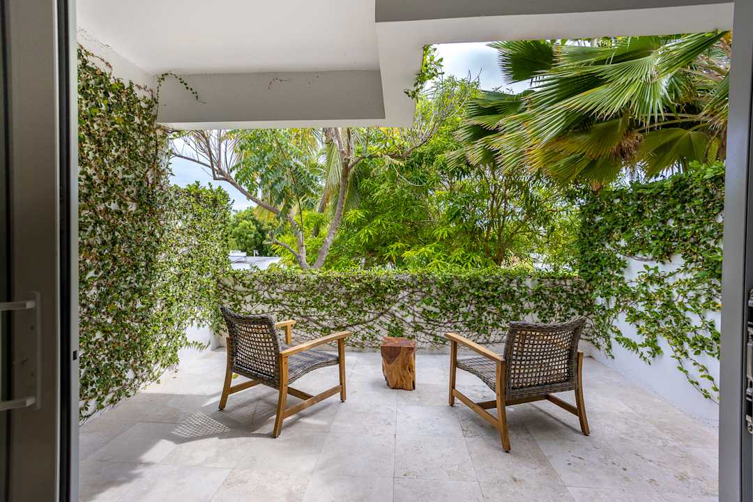 Zimmer Hodges Bay Resort & Spa, an HQ Luxury Resort & Residences