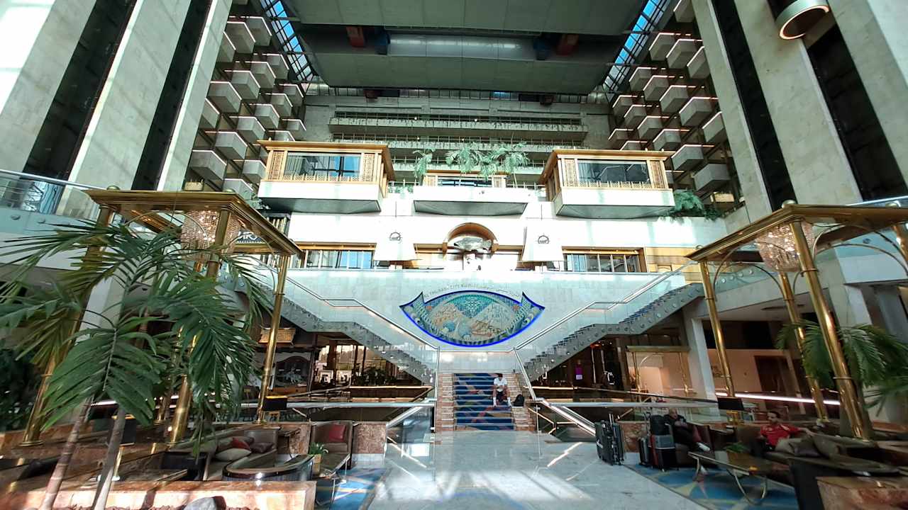 Lobby Crowne Plaza Kuwait Al Thuraya City by IHG