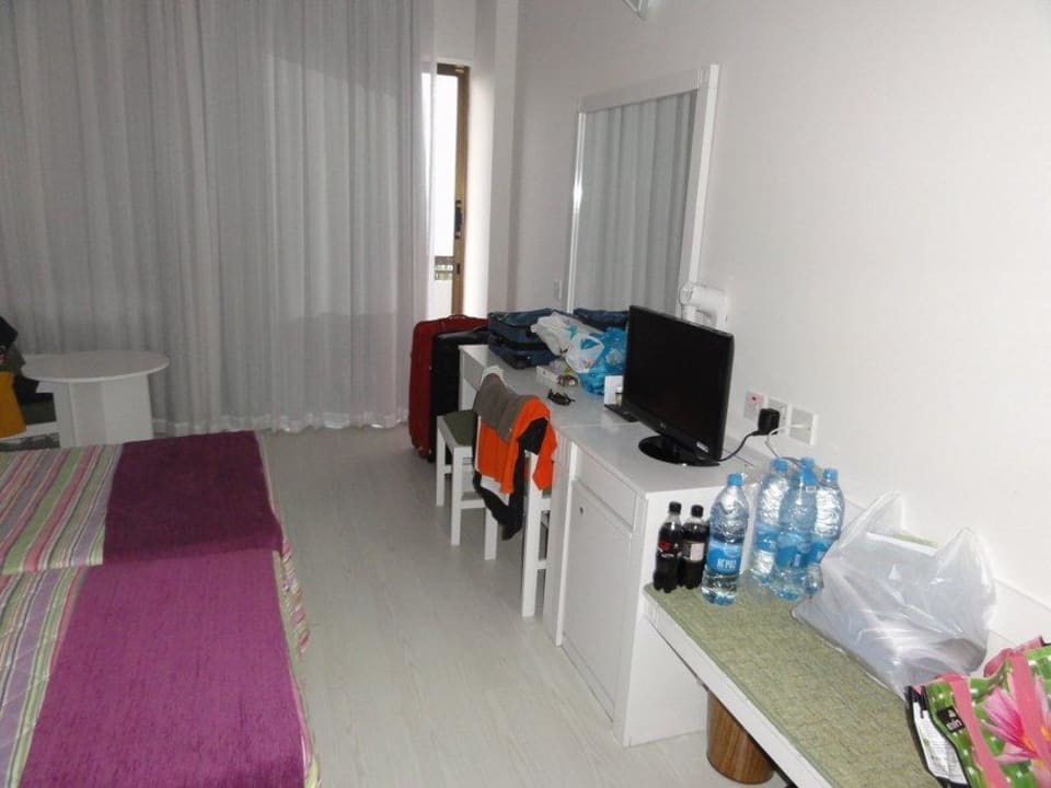 Zimmer Crystal Springs Beach Hotel