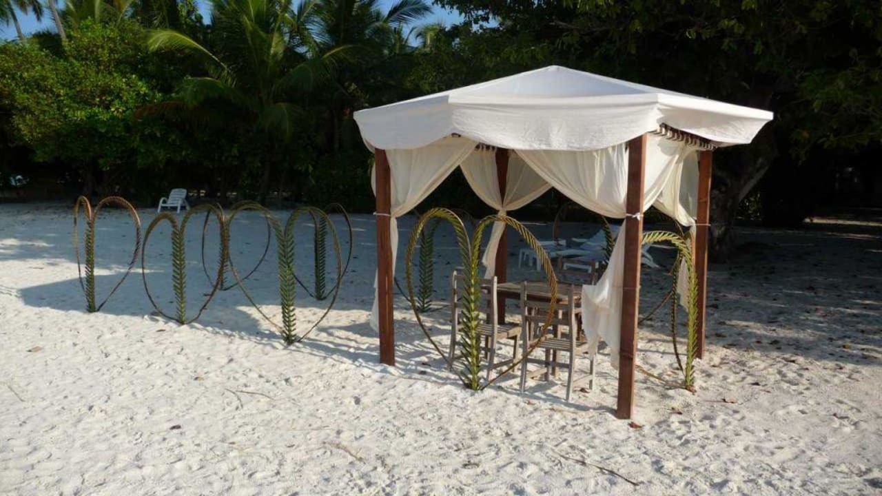 Strandpavillion für Hochzeiten Meeru Maldives Resort Island