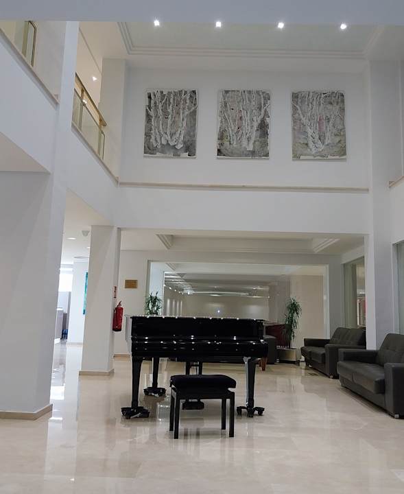 Lobby CM Playa del Moro