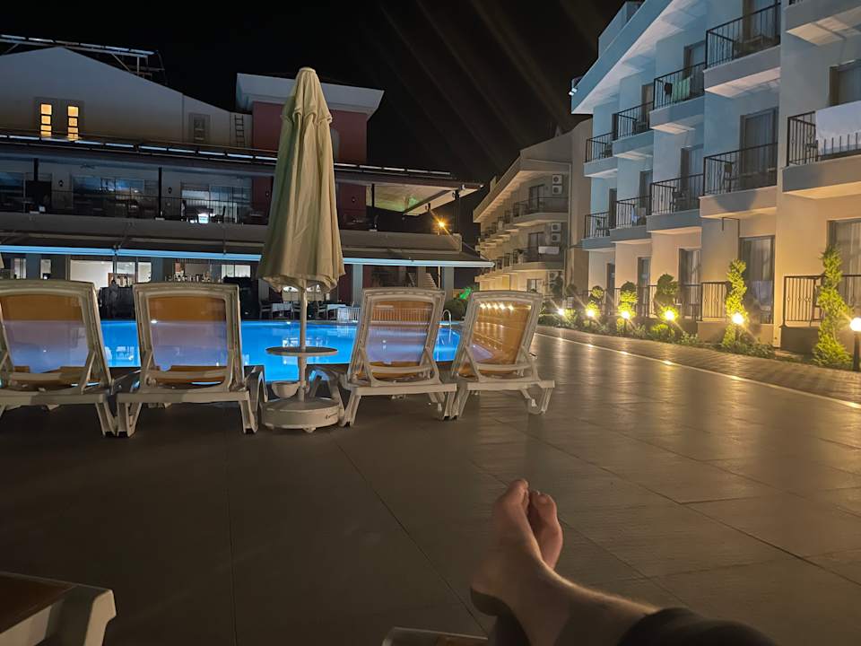 Pool Hotel Victory Resort