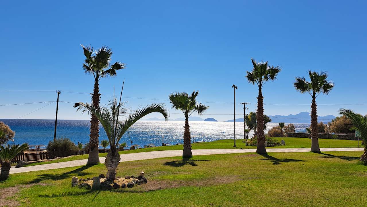 Ausblick Grand Blue Beach Hotel