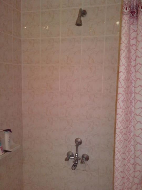 Dusche  Hatipoglu Beach Hotel