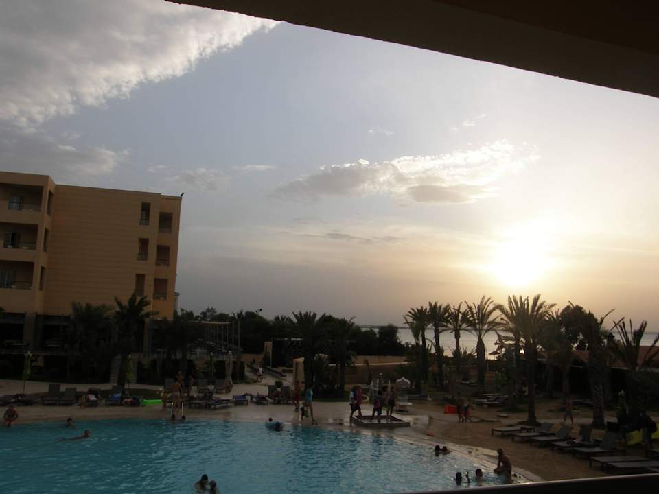 Basen Hotel Rosa Beach