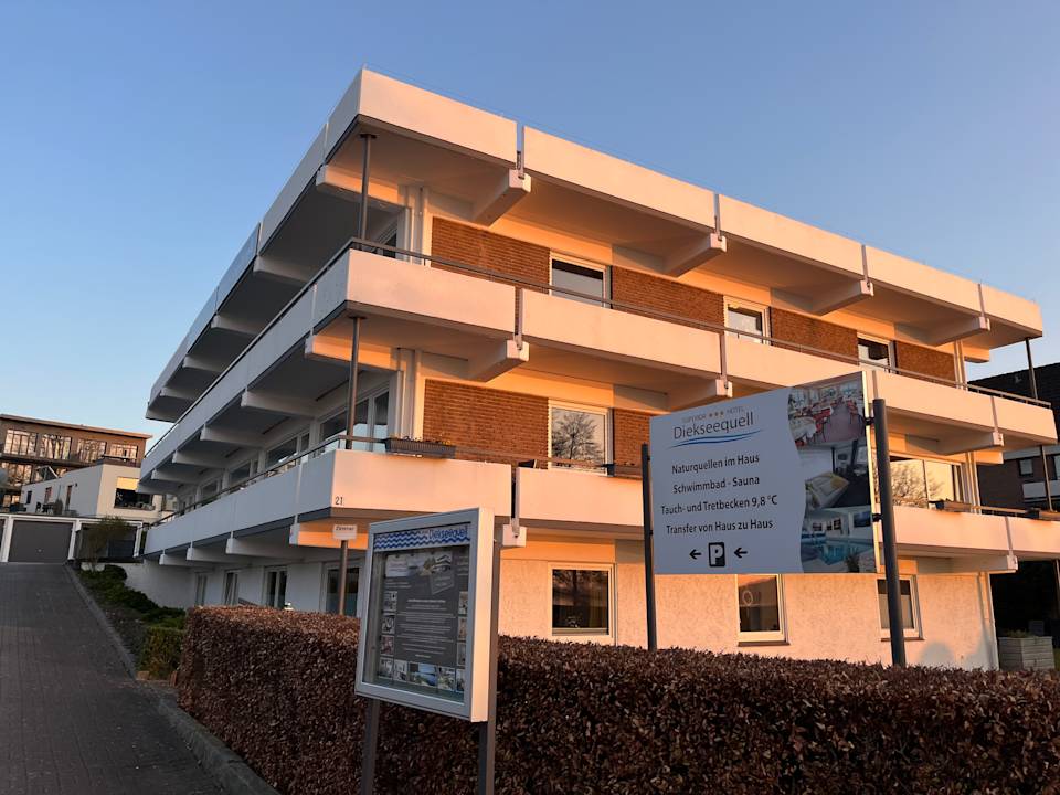 Außenansicht Hotel Diekseequell