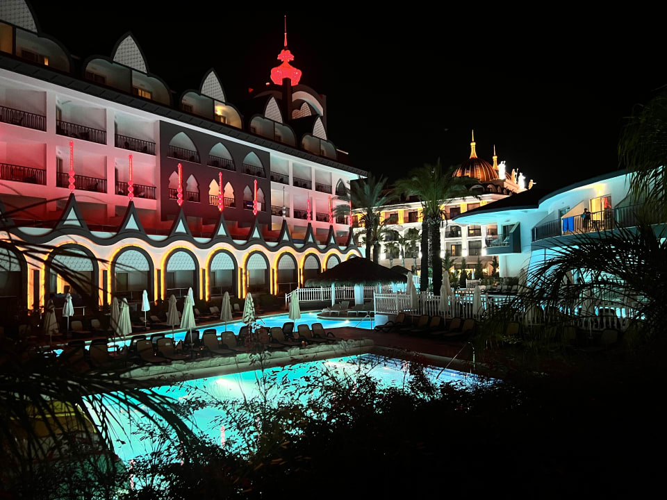 Außenansicht Well Palace Side