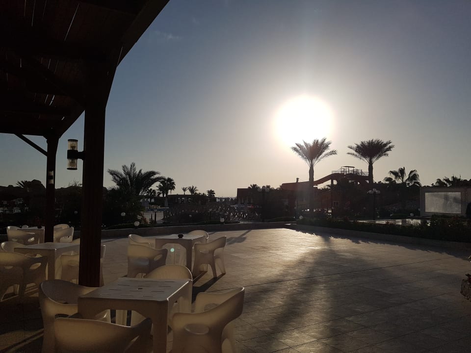 Außenansicht Three Corners Happy Life Beach Resort