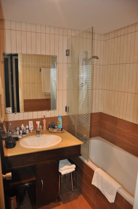 Bad Hotel Paradis Palace