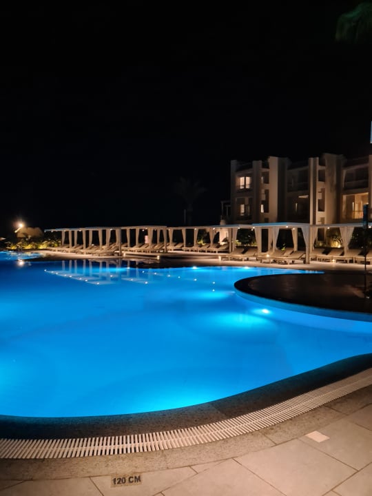 Pool JAZ Elite Casa del Mar Beach