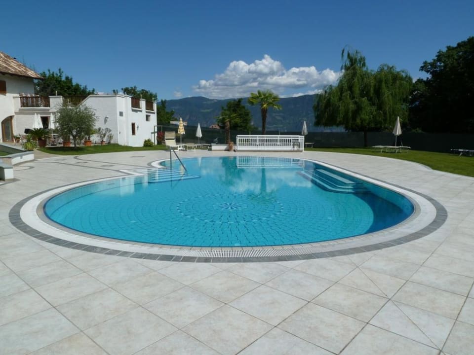 Der Pool Hotel Ansitz Rungghof