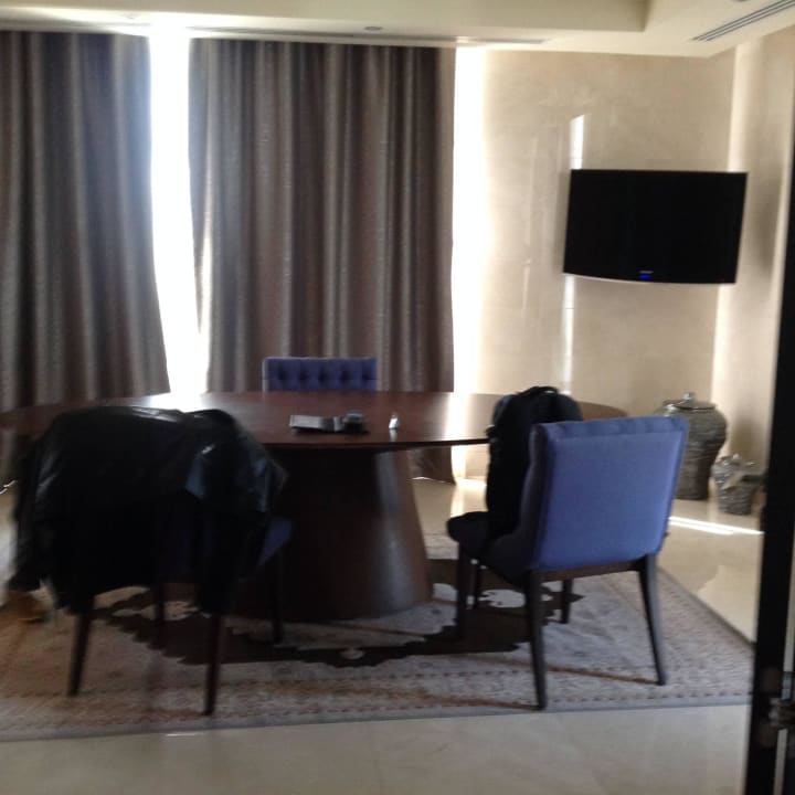 EZ Rixos The Palm Hotel & Suites