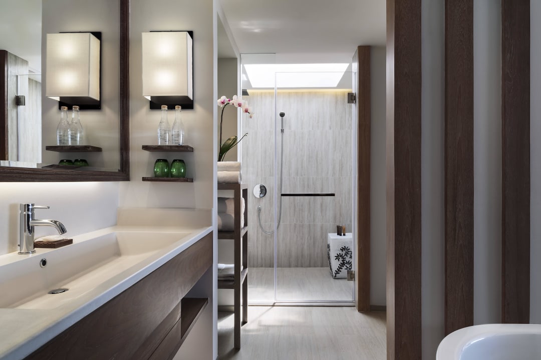 Grand Ocean View Room The Nai Harn Phuket