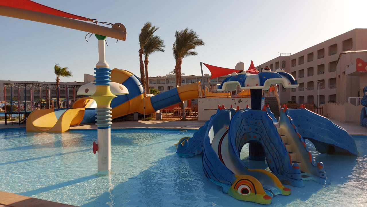 Pool Titanic Resort & Aqua Park