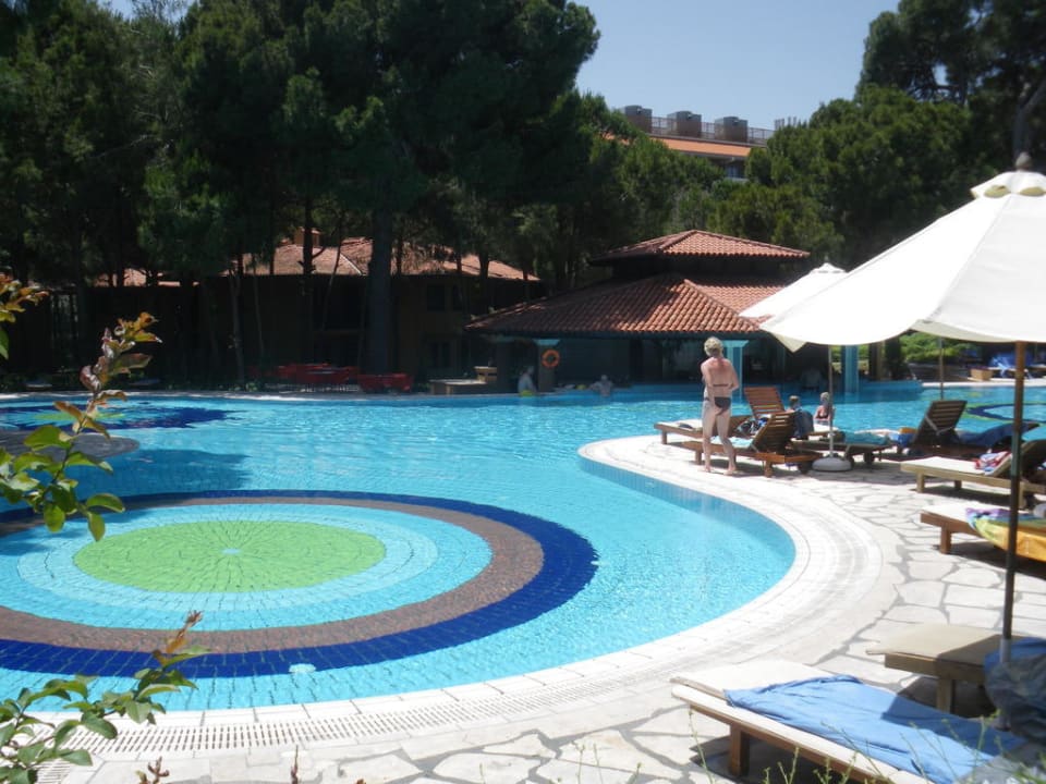 Relaxpool für Erwachsene mit Aqua-Bar Asteria Family Belek