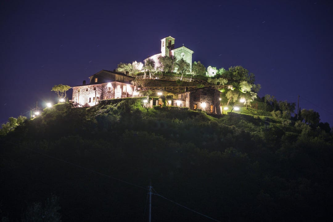 Castello di Mammoli Castello di Mammoli