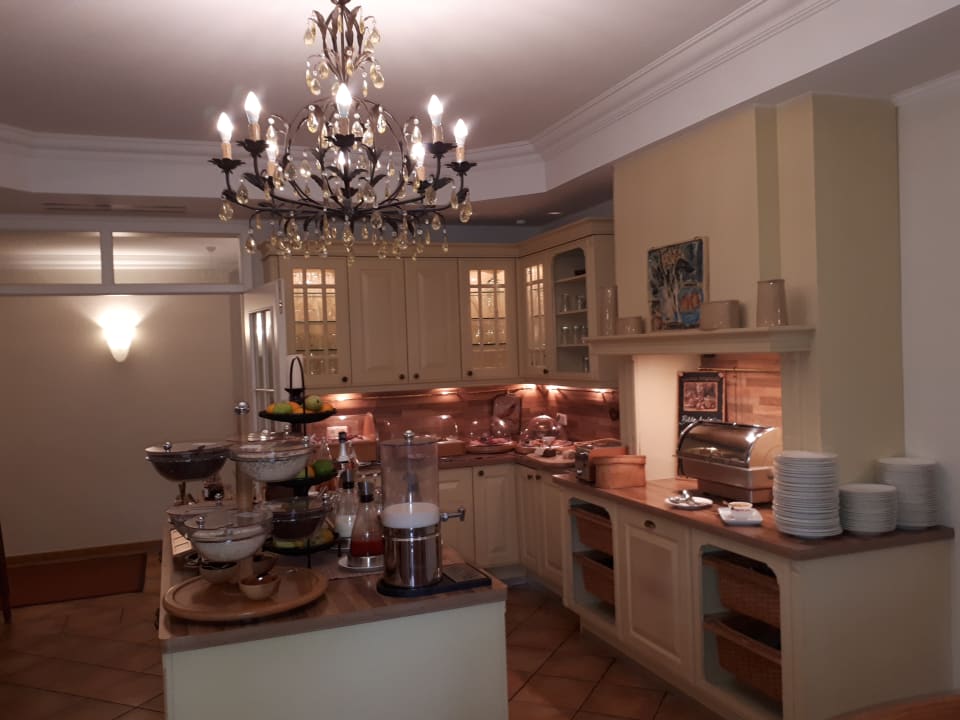 Gastro Hotel Ampervilla