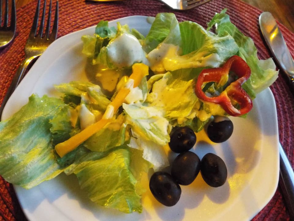 Abendessen: Salat Namib Desert Lodge