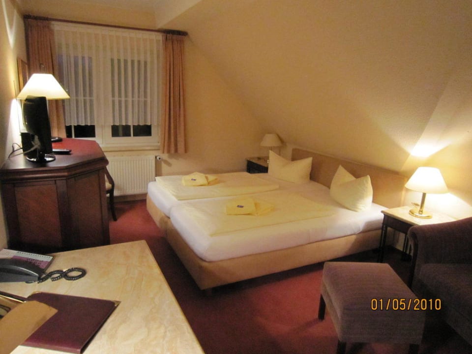 Doppelzimmer Kat.2 altGlowe Hotel Garni