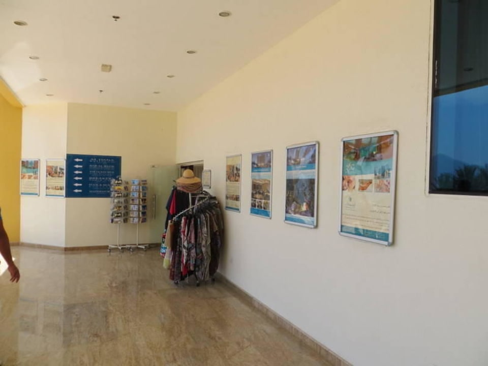 Blick auf Souvenirshop Oceanic Khorfakkan Resort & Spa
