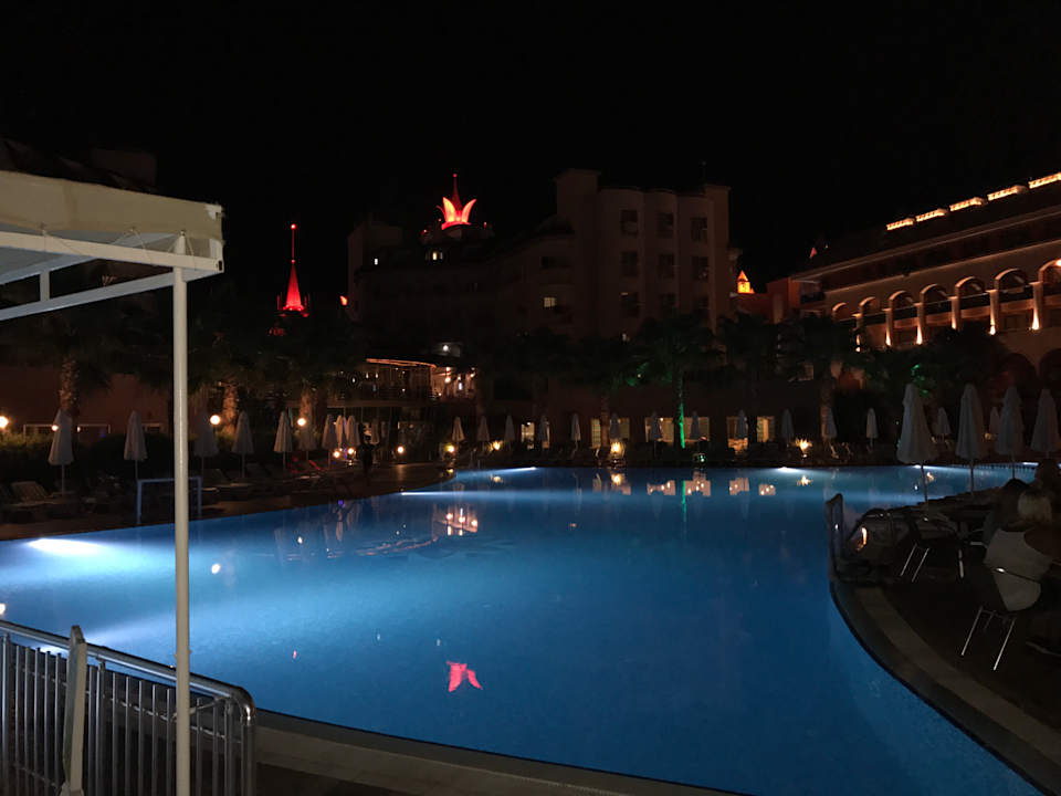 Pool Side Lilyum Hotel & Spa