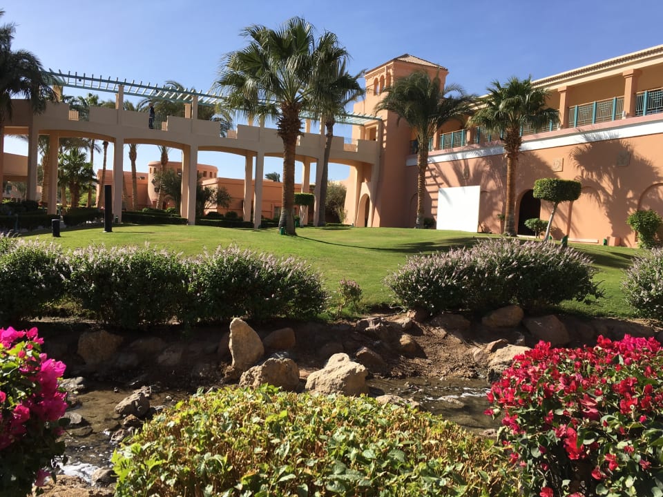Gartenanlage Mövenpick Resort & Spa El Gouna