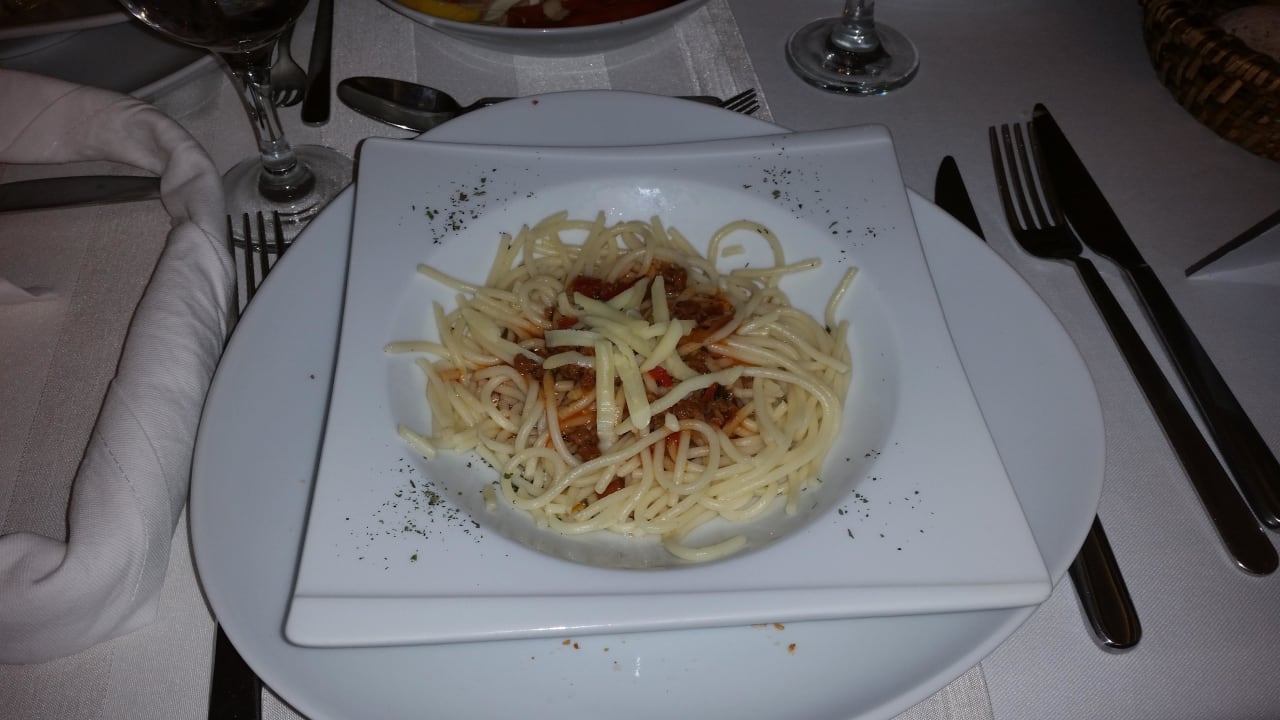 3. Gang Saphir Hotel & Villas