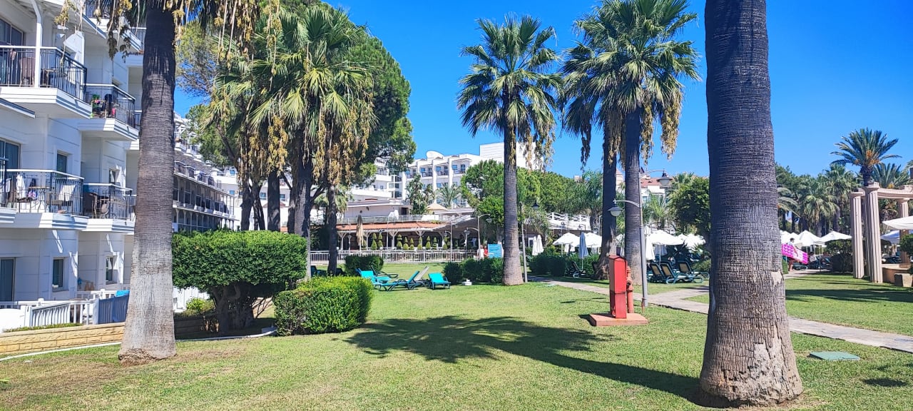 Außenansicht Crystal Tat Beach Pearl Collection