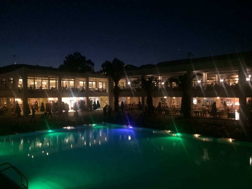 Pool Porto Bello Beach